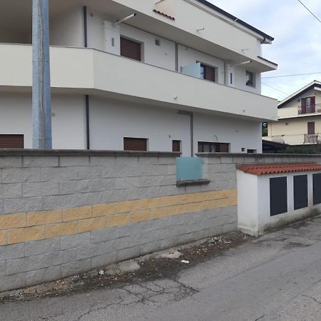 Апартаменты La Casa Di Carla Пескара Экстерьер фото